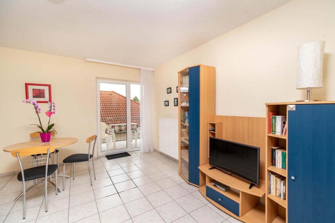 Apartment Lena *